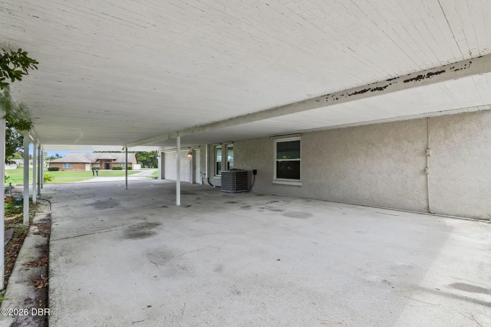 2504 Glenwood Drive Edgewater, FL 32141