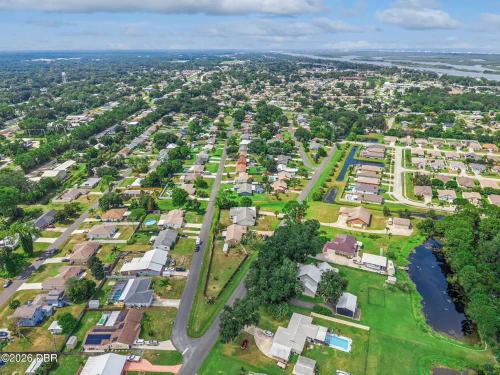 2504 Glenwood Drive Edgewater, FL 32141