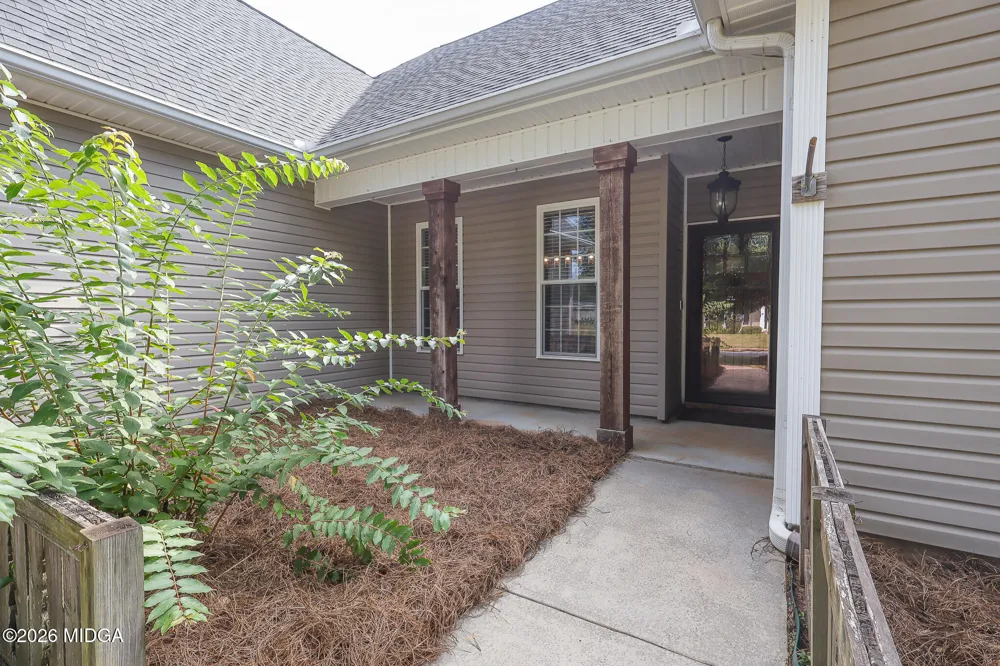 137 Pond Drive Kathleen, GA 31047