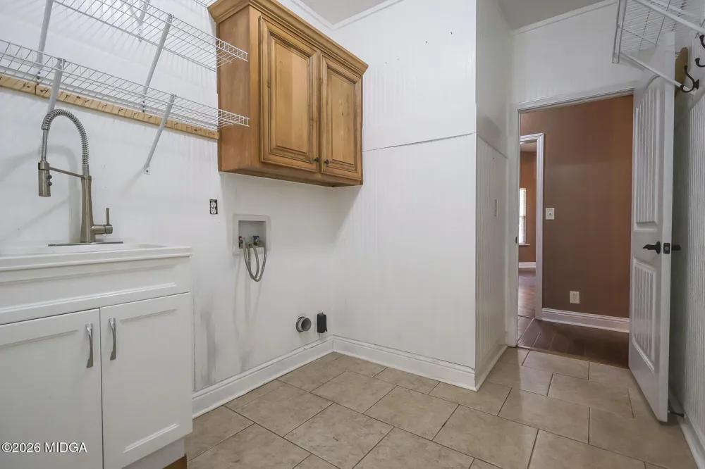 137 Pond Drive Kathleen, GA 31047