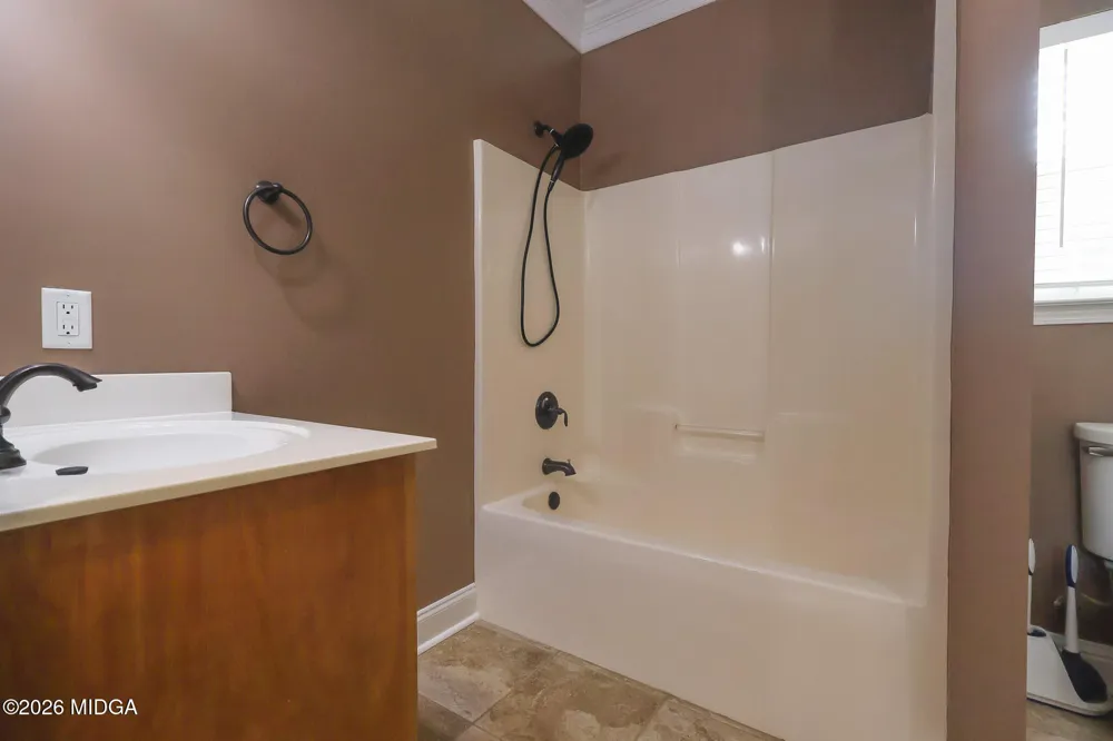 137 Pond Drive Kathleen, GA 31047