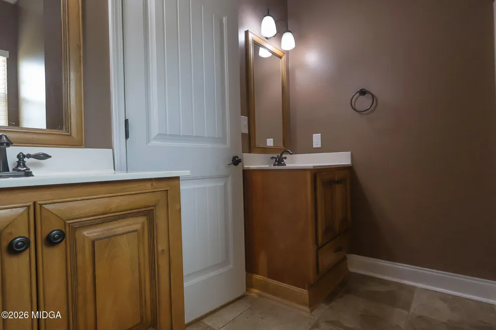 137 Pond Drive Kathleen, GA 31047