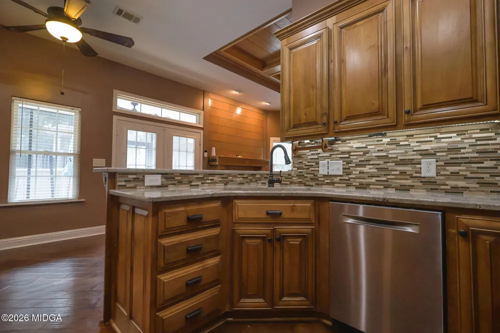 137 Pond Drive Kathleen, GA 31047