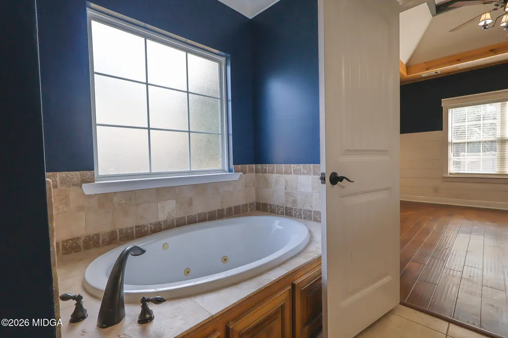 137 Pond Drive Kathleen, GA 31047