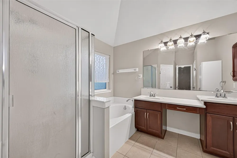 2014 Foxgate Drive Rosenberg, TX 77471