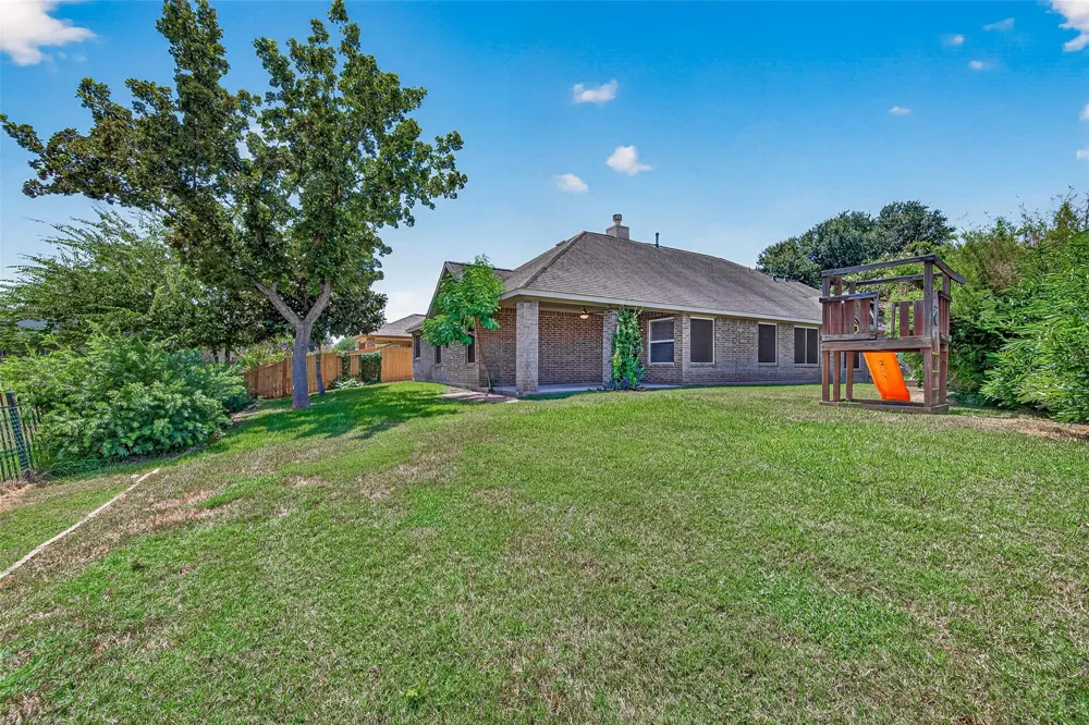 2014 Foxgate Drive Rosenberg, TX 77471