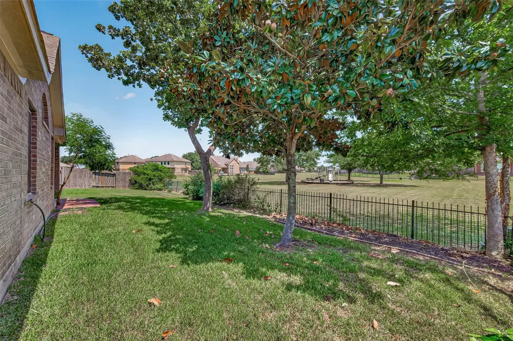 2014 Foxgate Drive Rosenberg, TX 77471