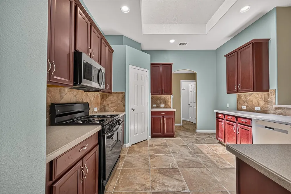 2014 Foxgate Drive Rosenberg, TX 77471