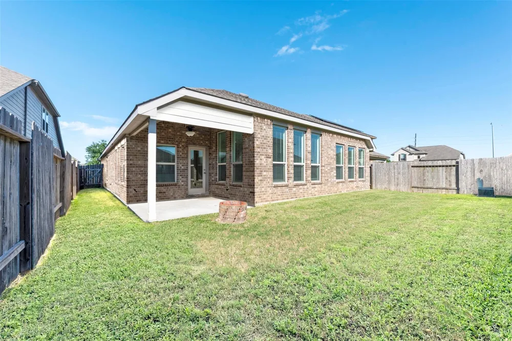 2315 Ocean Pass Lane Richmond, TX 77469