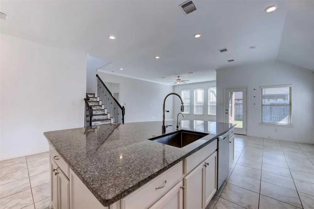 2315 Ocean Pass Lane Richmond, TX 77469