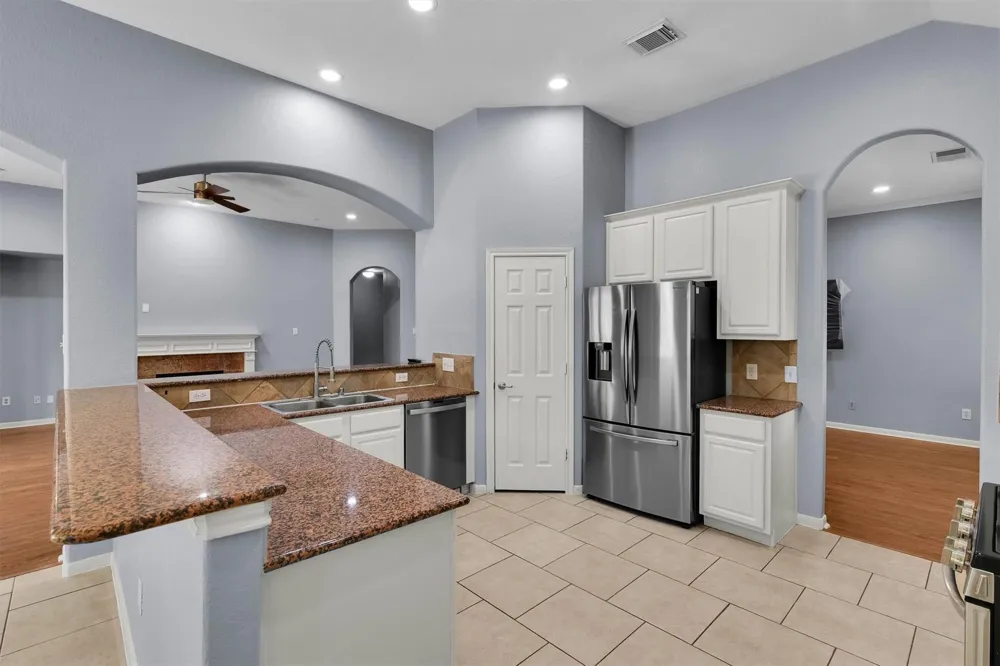 7 Caelin Court The Woodlands, TX 77382