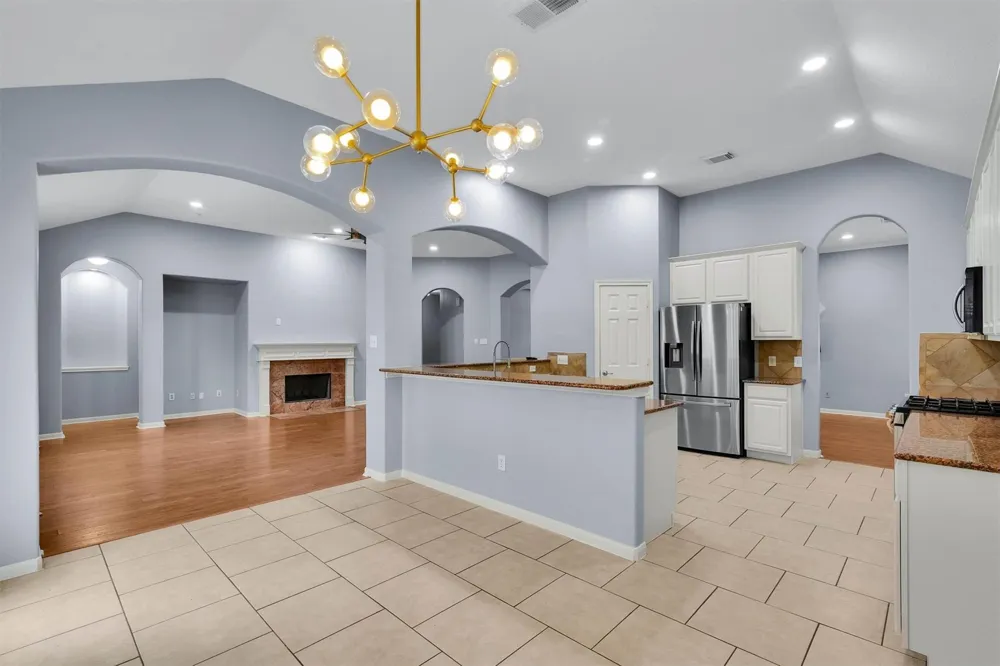 7 Caelin Court The Woodlands, TX 77382