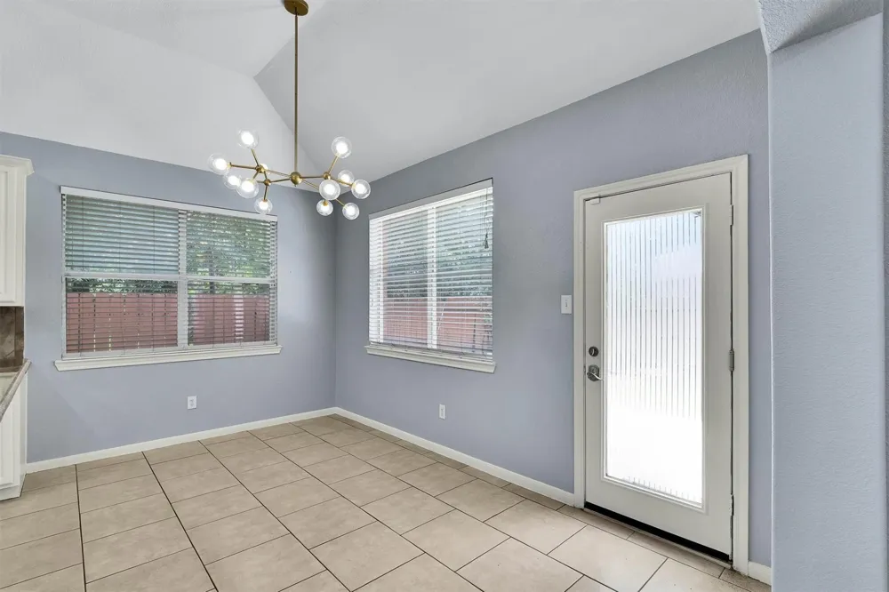 7 Caelin Court The Woodlands, TX 77382
