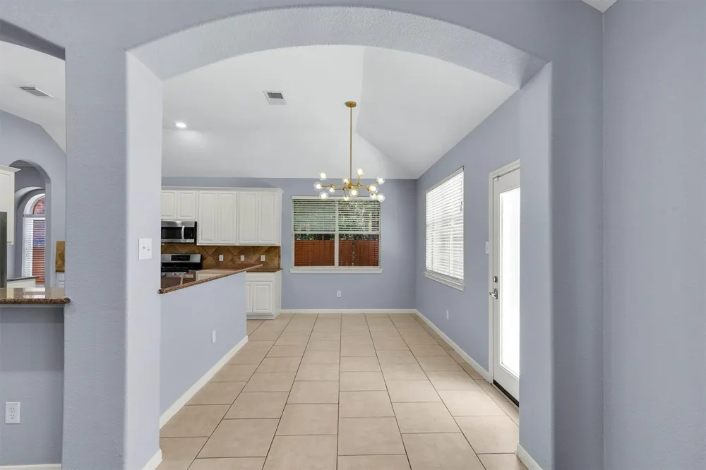 7 Caelin Court The Woodlands, TX 77382