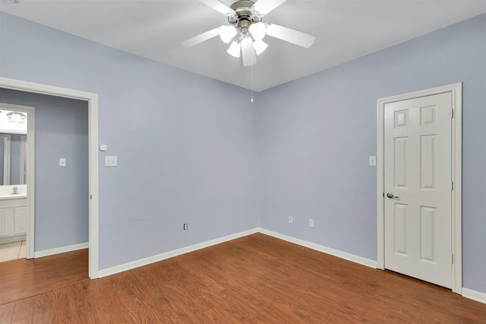 7 Caelin Court The Woodlands, TX 77382