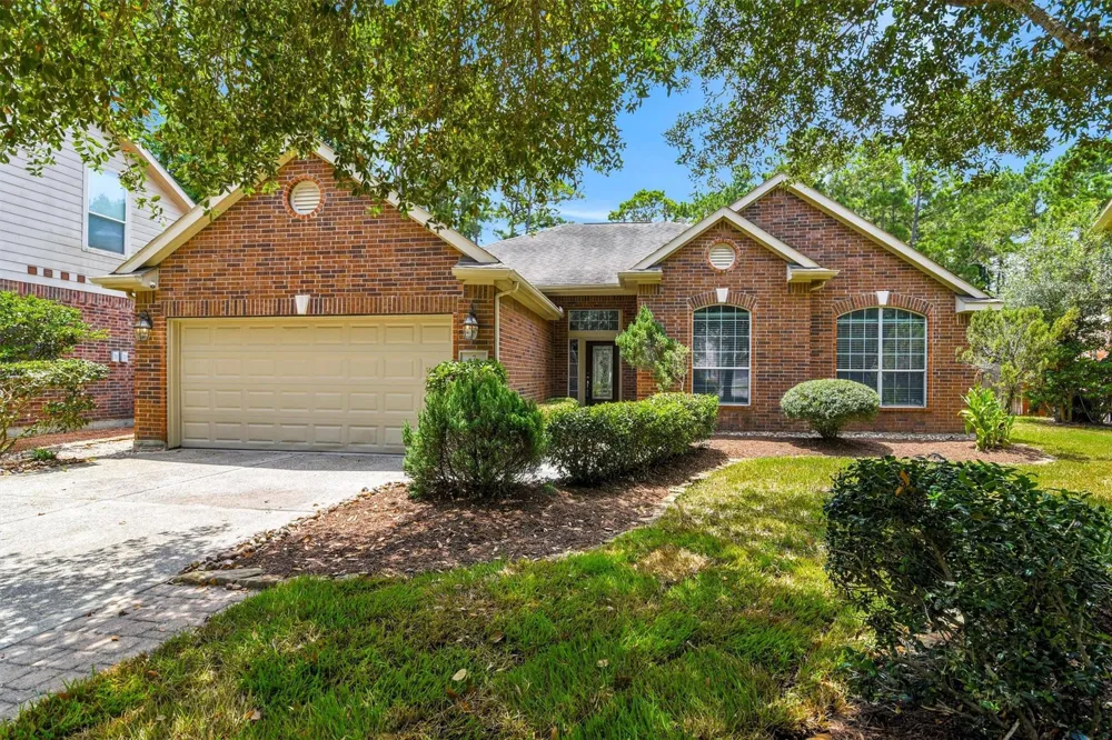 7 Caelin Court The Woodlands, TX 77382