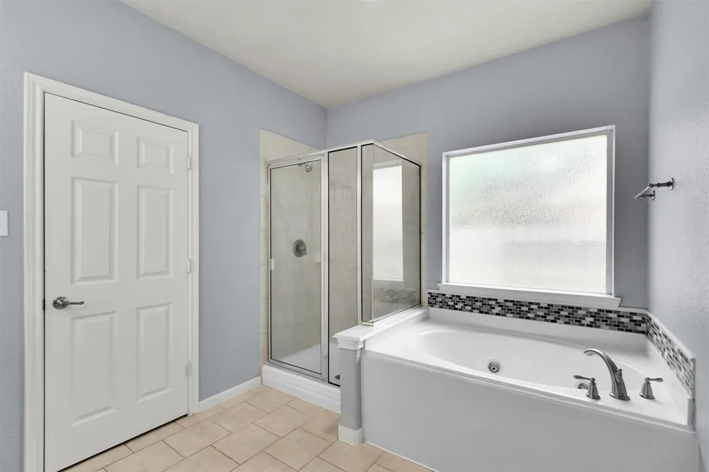 7 Caelin Court The Woodlands, TX 77382