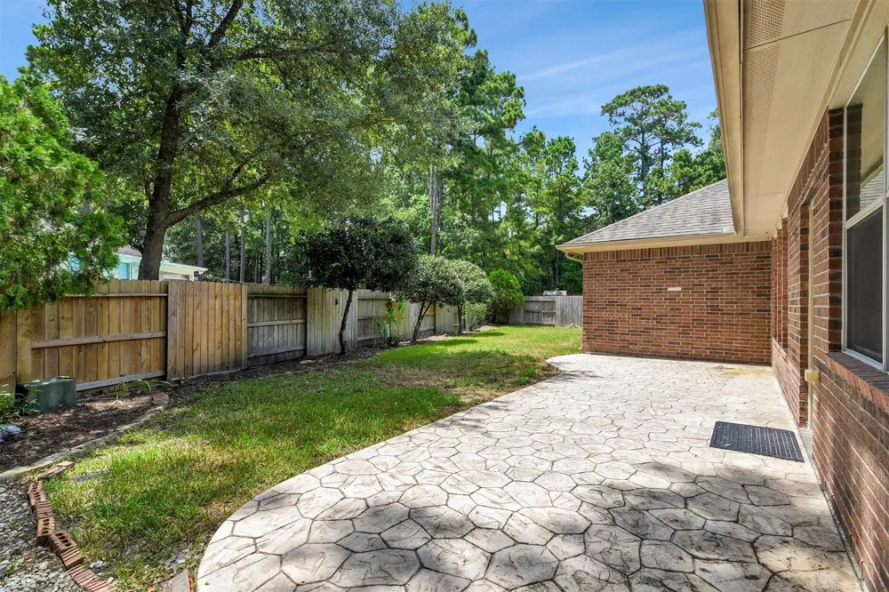 7 Caelin Court The Woodlands, TX 77382