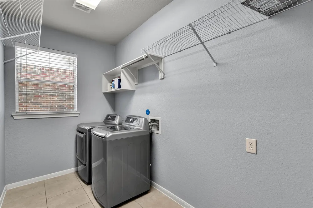 7 Caelin Court The Woodlands, TX 77382