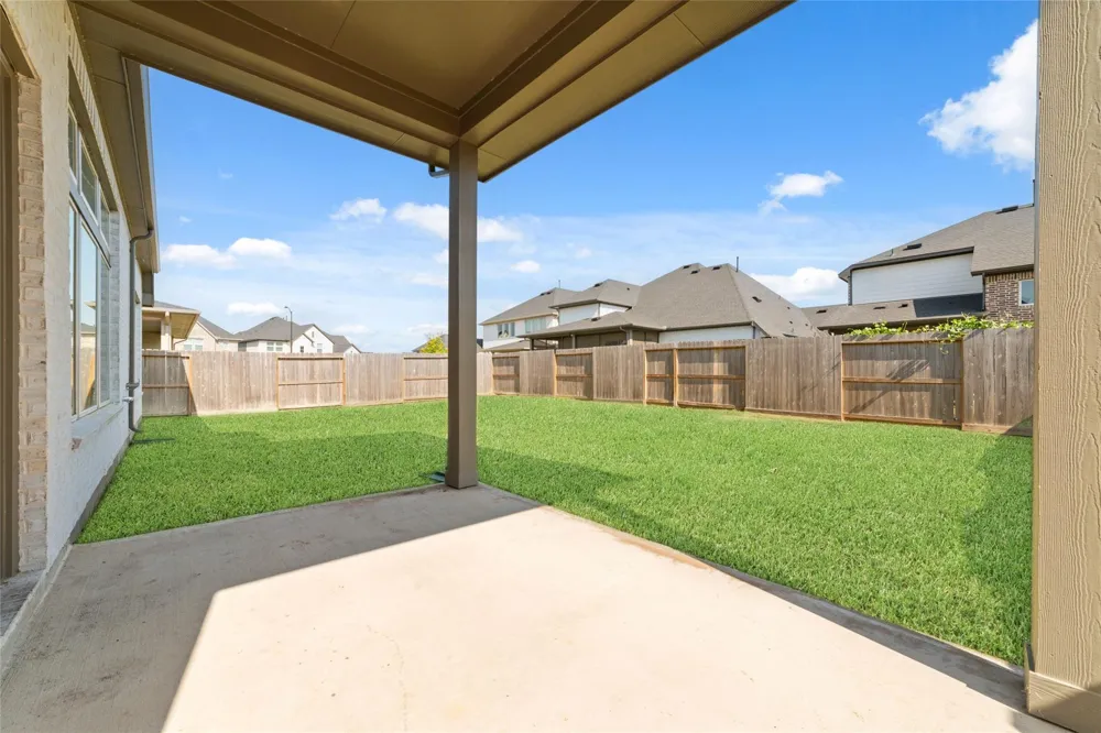 32018 Crested Knoll Court Fulshear, TX 77441
