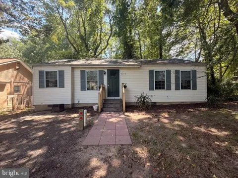 4215 CALVERT DRIVE