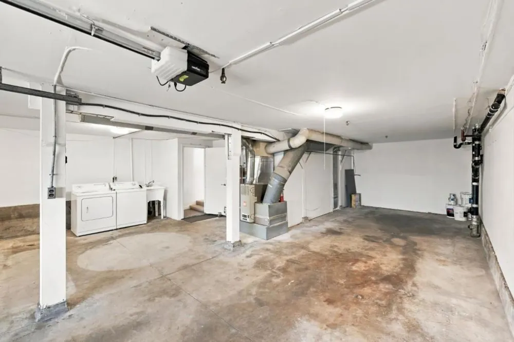 217 Del Prado Drive Daly City, CA 94015