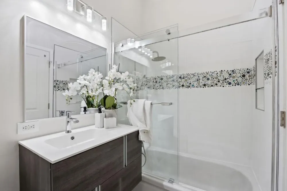 952 Dennis Drive Palo Alto, CA 94303