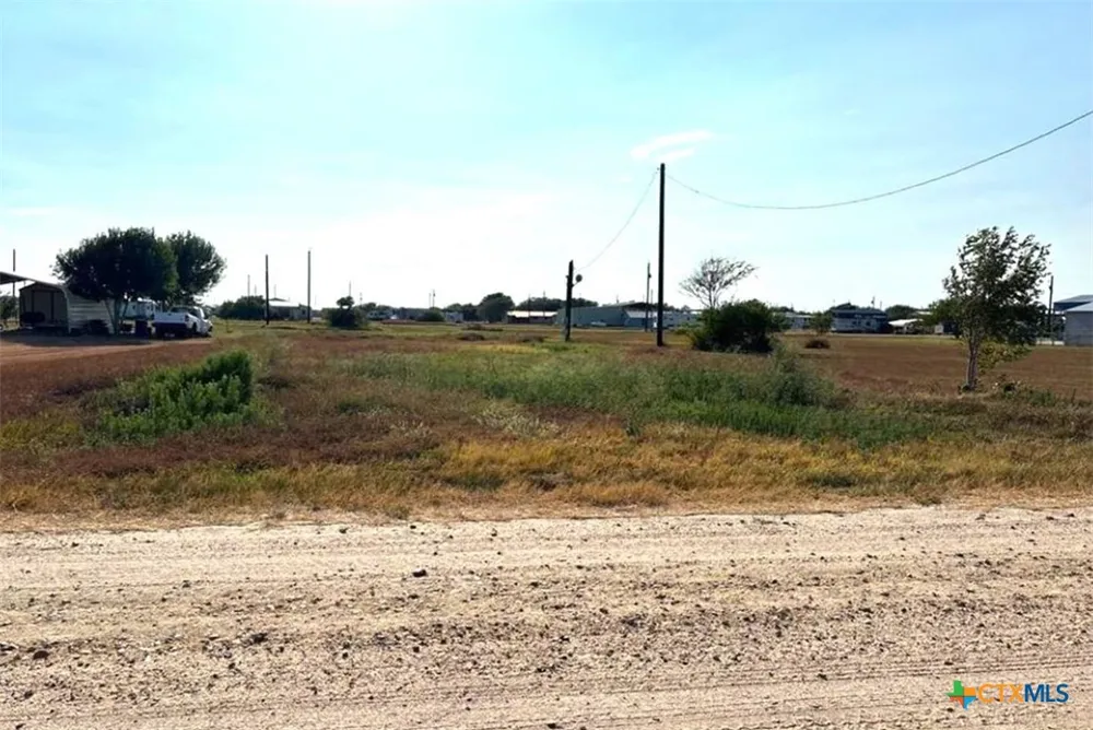 124 Mullet Lane Palacios, TX 77465