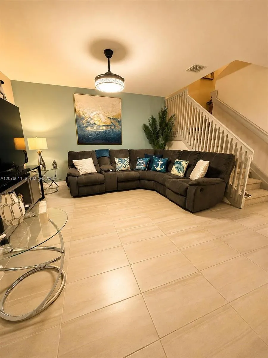 1222 NW 3rd Ln Florida City, FL 33034