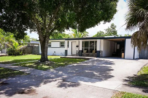 6814 NW 14TH STREET