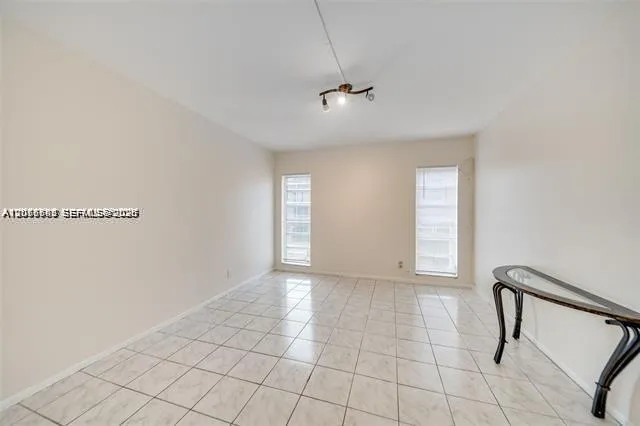 4848 NW 24th Ct #230 Lauderdale Lakes, FL 33313