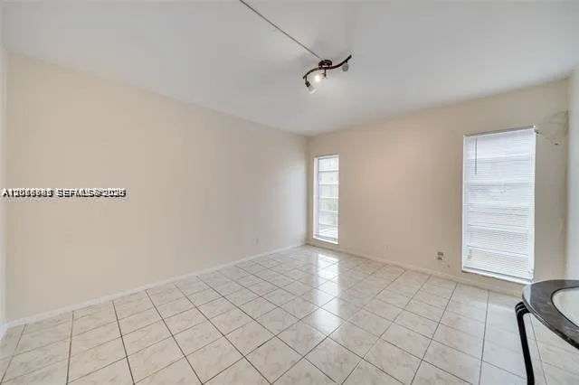4848 NW 24th Ct #230 Lauderdale Lakes, FL 33313