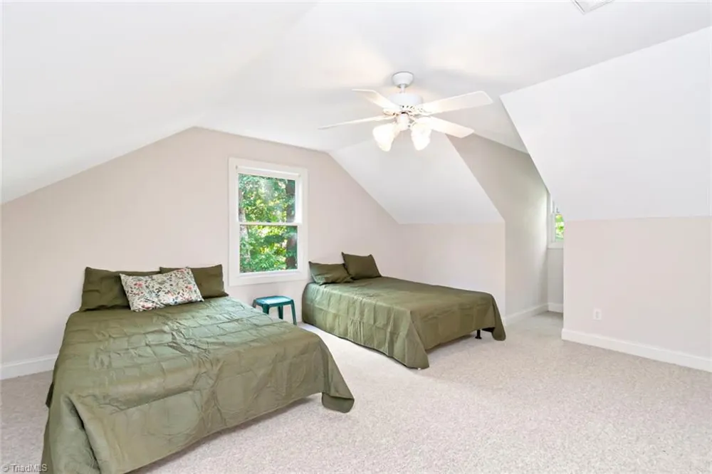 1050 Staghorn Road Purlear, NC 28665