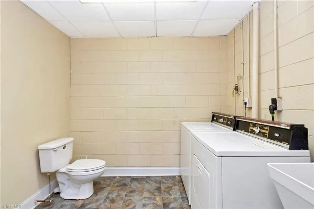 1050 Staghorn Road Purlear, NC 28665