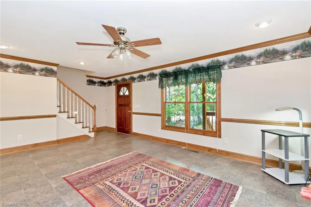 1050 Staghorn Road Purlear, NC 28665