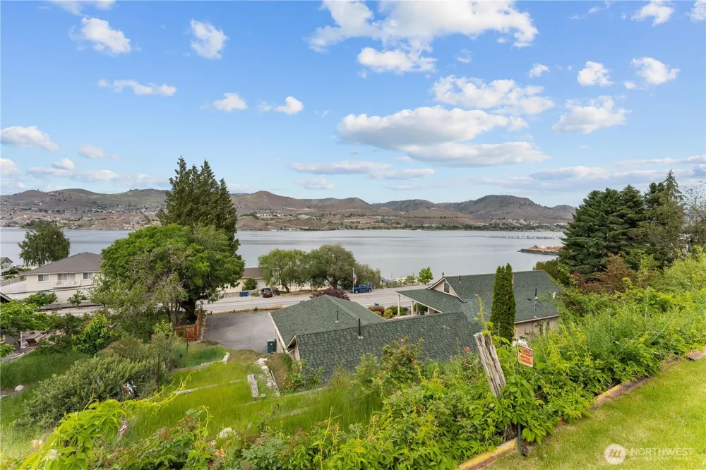 1902 W Prospect Street #105 Chelan, WA 98816
