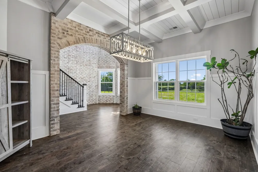 3393 Slayden Marion Rd Cumberland Furnace, TN 37051