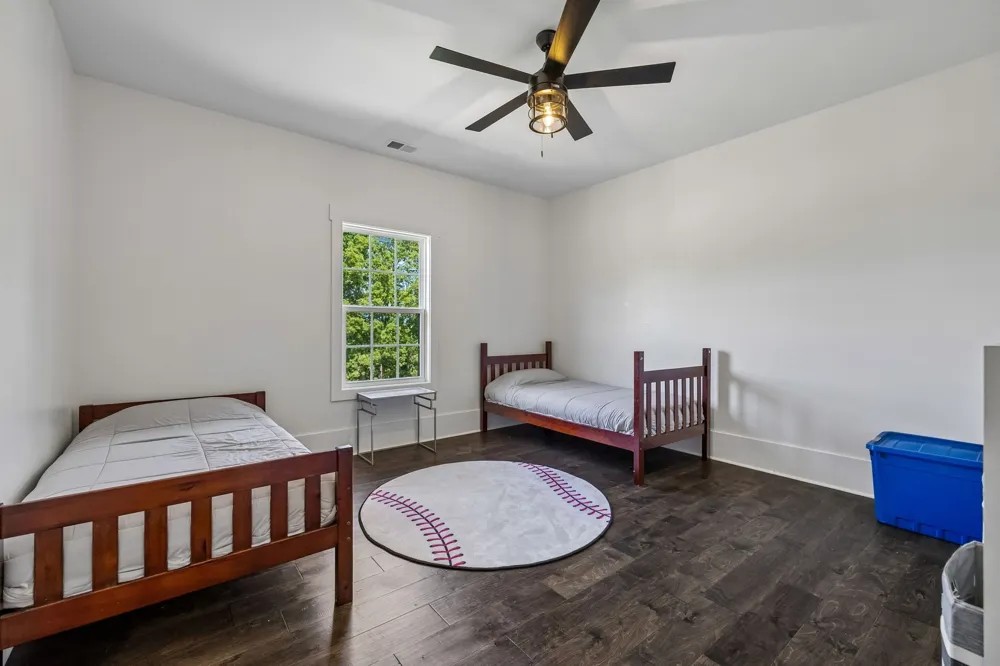 3393 Slayden Marion Rd Cumberland Furnace, TN 37051