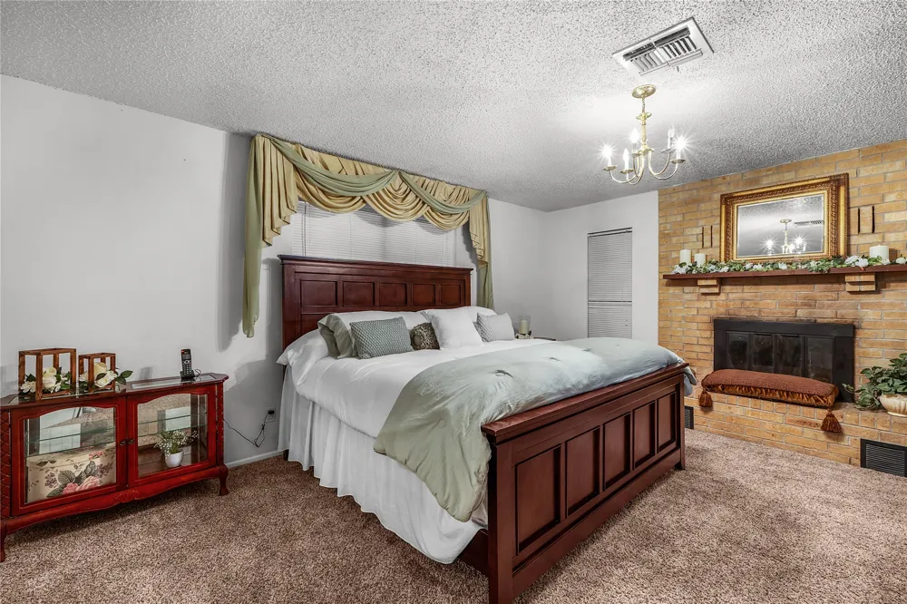 748 Rocky Ridge Lane Weatherford, TX 76085