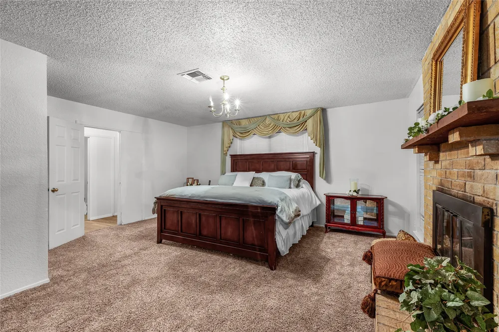 748 Rocky Ridge Lane Weatherford, TX 76085