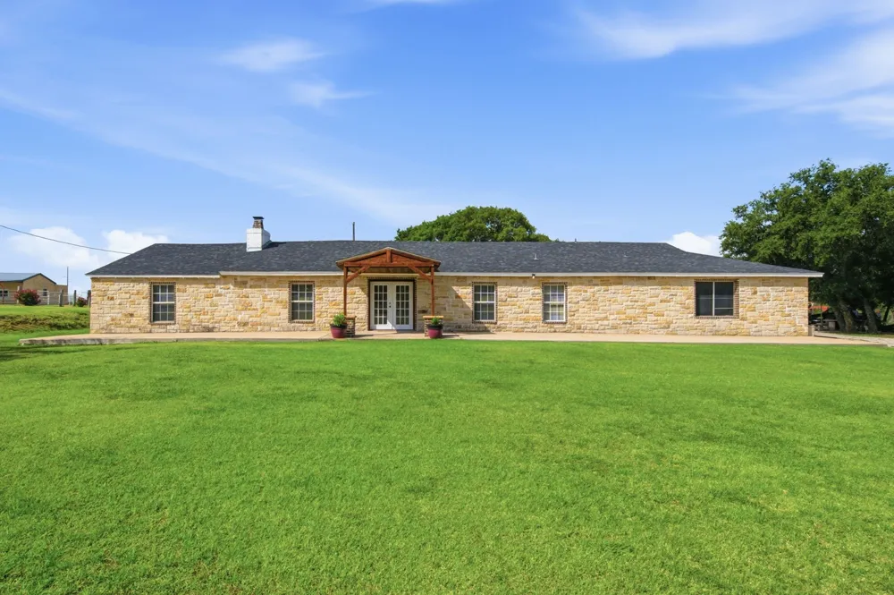 748 Rocky Ridge Lane Weatherford, TX 76085
