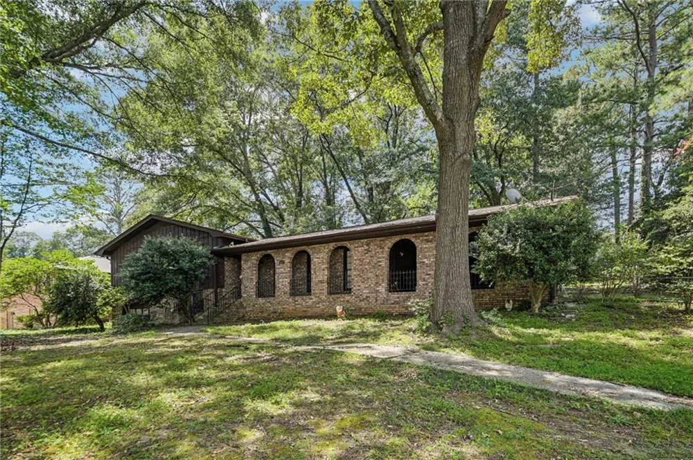 667 Kingswood Court Lithia Springs, GA 30122