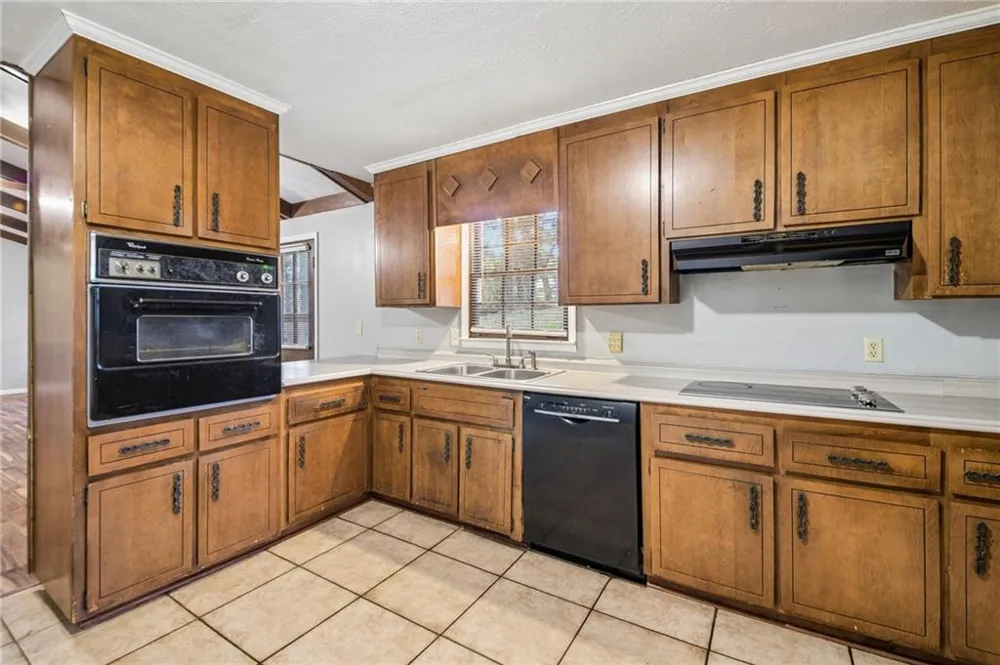 667 Kingswood Court Lithia Springs, GA 30122