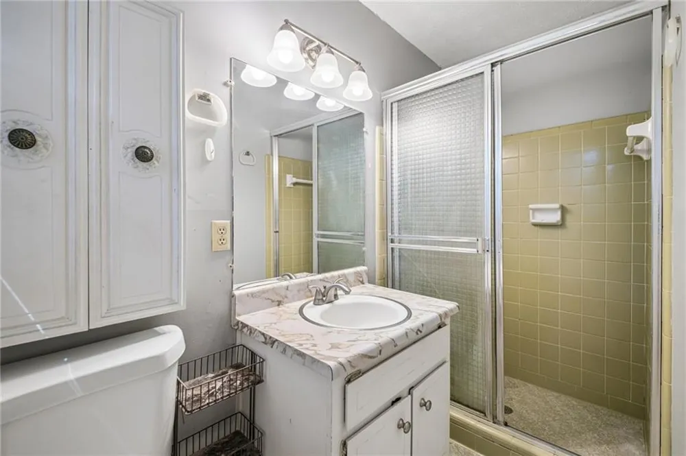 667 Kingswood Court Lithia Springs, GA 30122