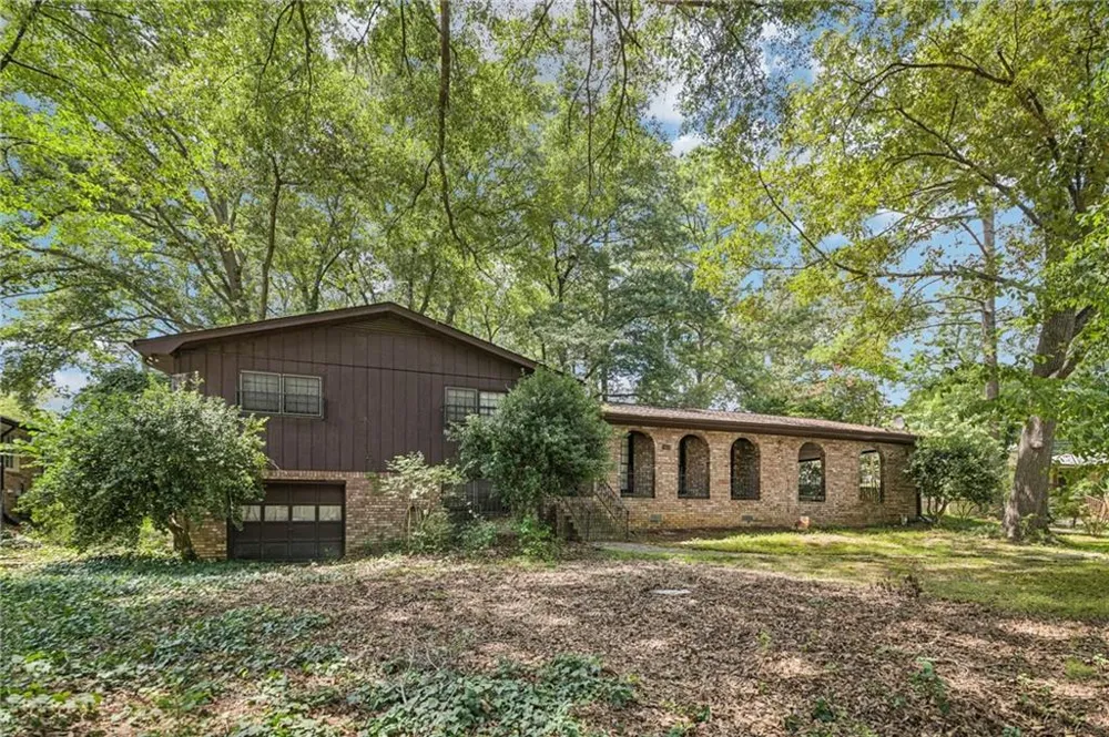 667 Kingswood Court Lithia Springs, GA 30122
