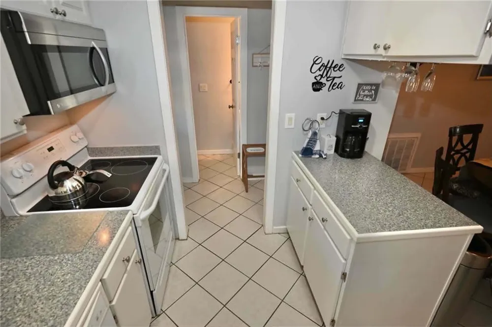 16 Mountain View Court Waleska, GA 30183