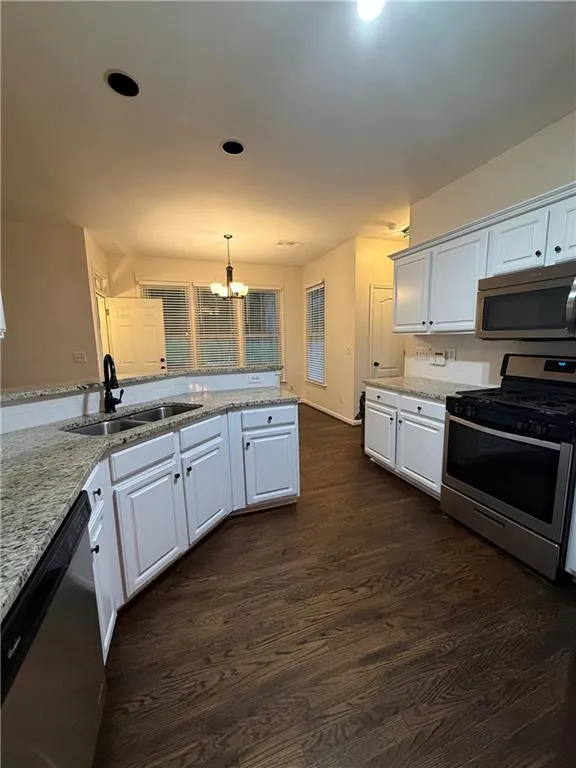6782 Poplar Grove Way Stone Mountain, GA 30087