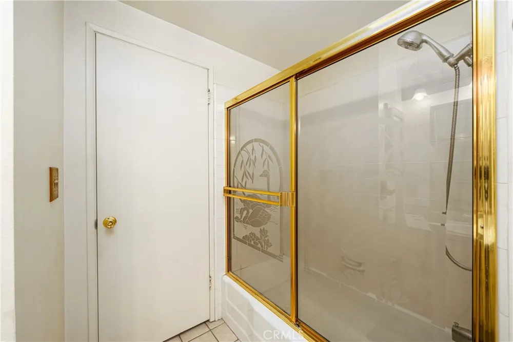 25122 Champlain Laguna Hills, CA 92653