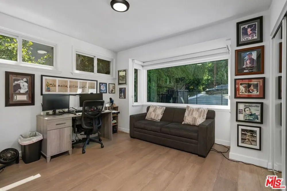 3304 Shelby Drive Los Angeles, CA 90034