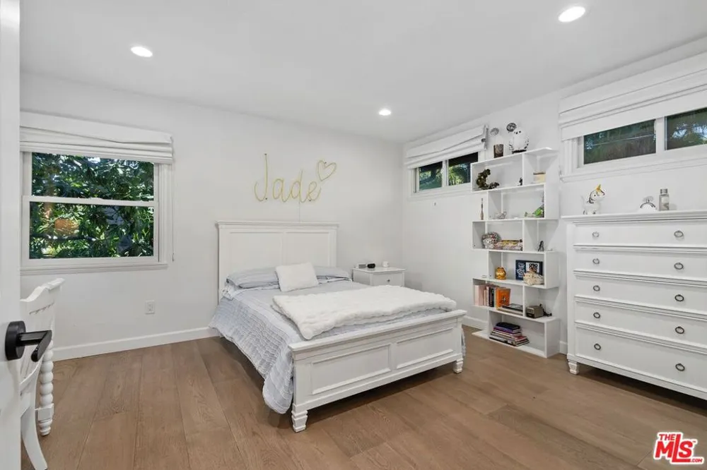 3304 Shelby Drive Los Angeles, CA 90034